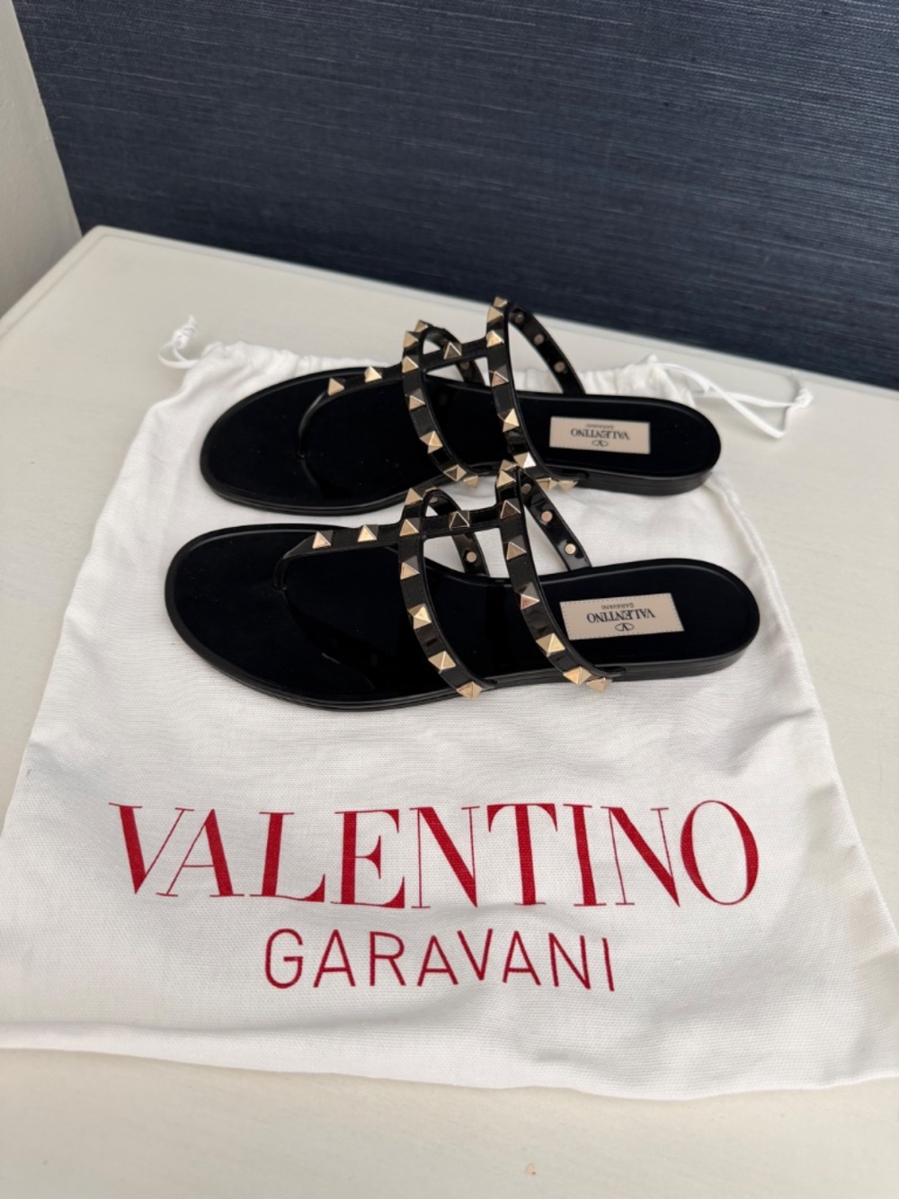 Valentino Rockstud Jelly Flat Sandals - Black